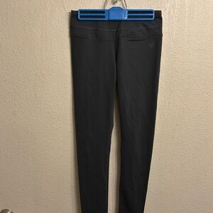 7. The North Face Women Dark Gray Full Length Leggings Size Medium